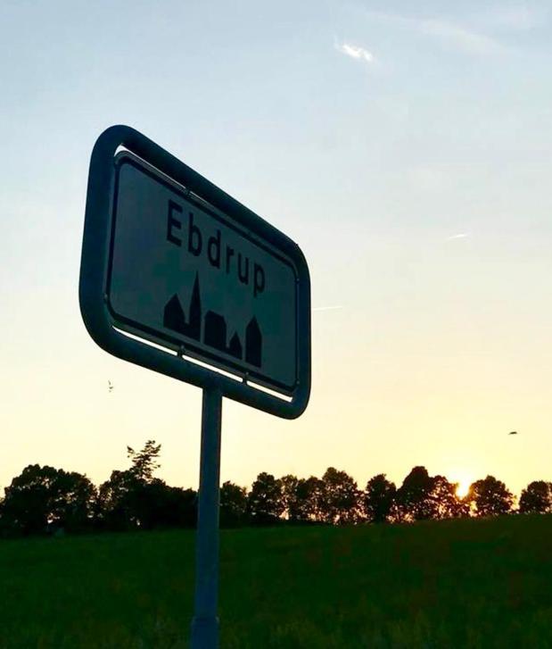 Retro Bolig - Fyldt Med Hygge! Ingen Luksus Kolind Exterior foto
